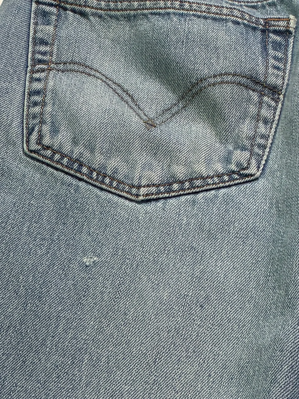 Levi Strauss 505 jeans size 38x34 light wash
